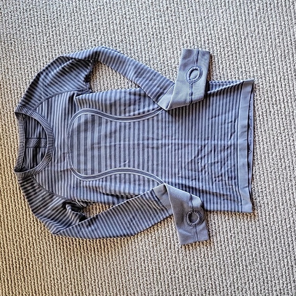 lululemon athletica Tops - Lululemon Long Sleeve Compression Top